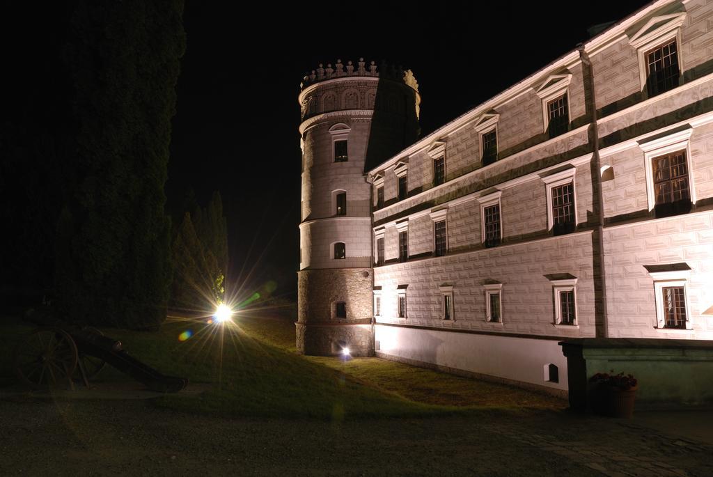Zamek W Krasiczynie Hotel Exterior foto